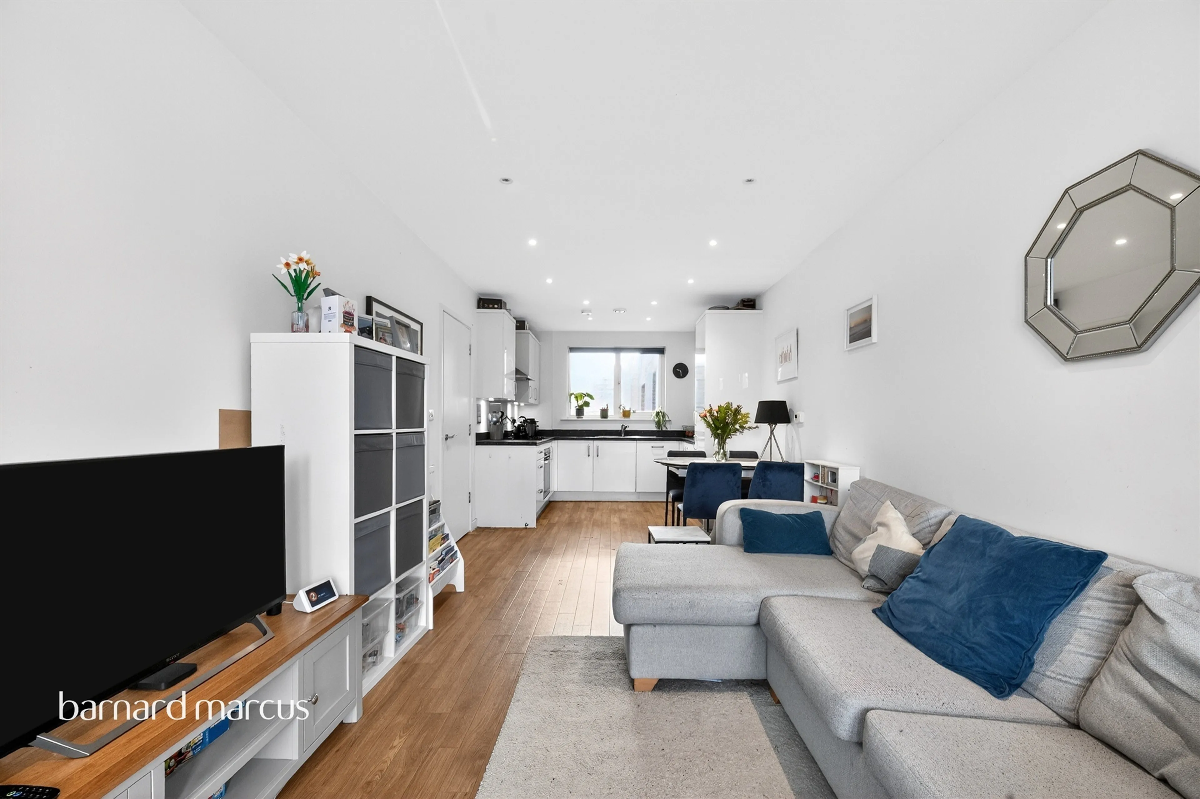 Property at Reynard Way, Brentford