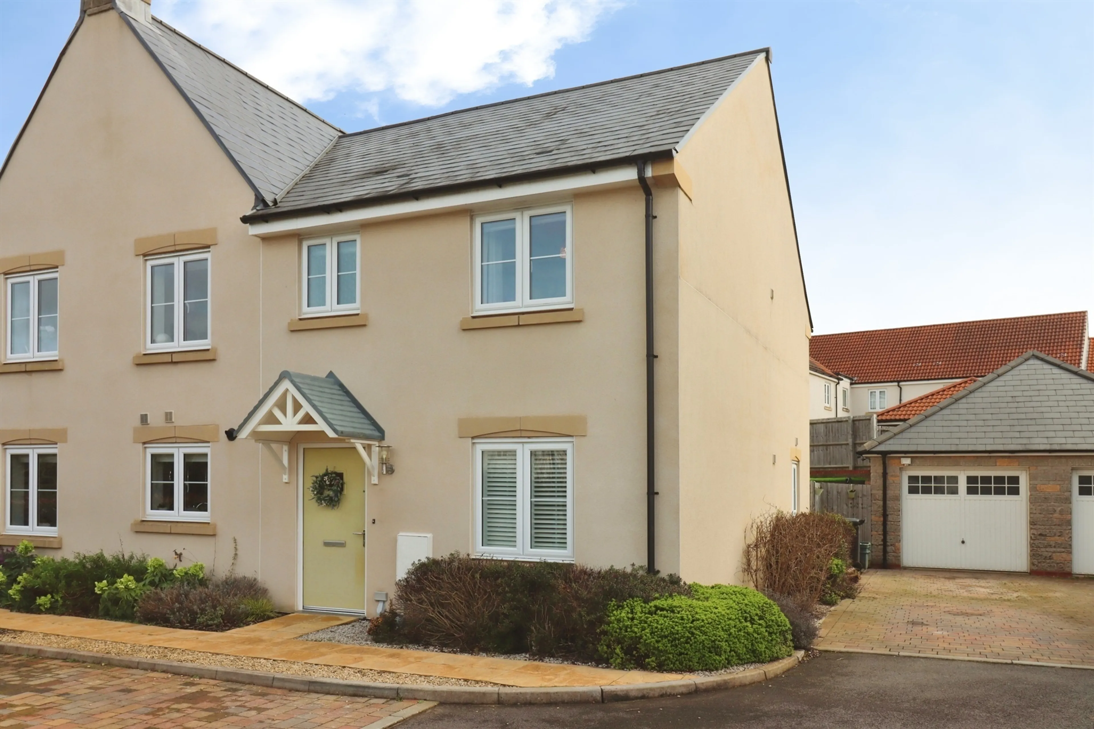 Property photo 0