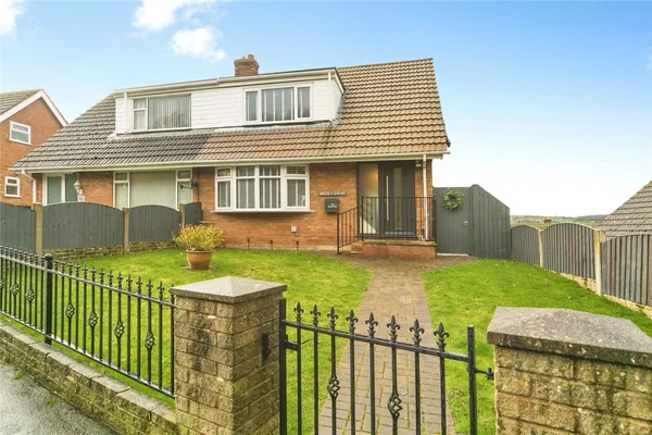 Top Llan Road, Glan Conwy, Colwyn Bay...