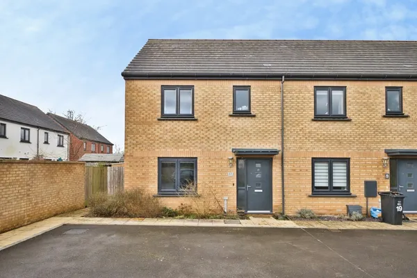 Bligh Bond Road, GLASTONBURY, Somerse...