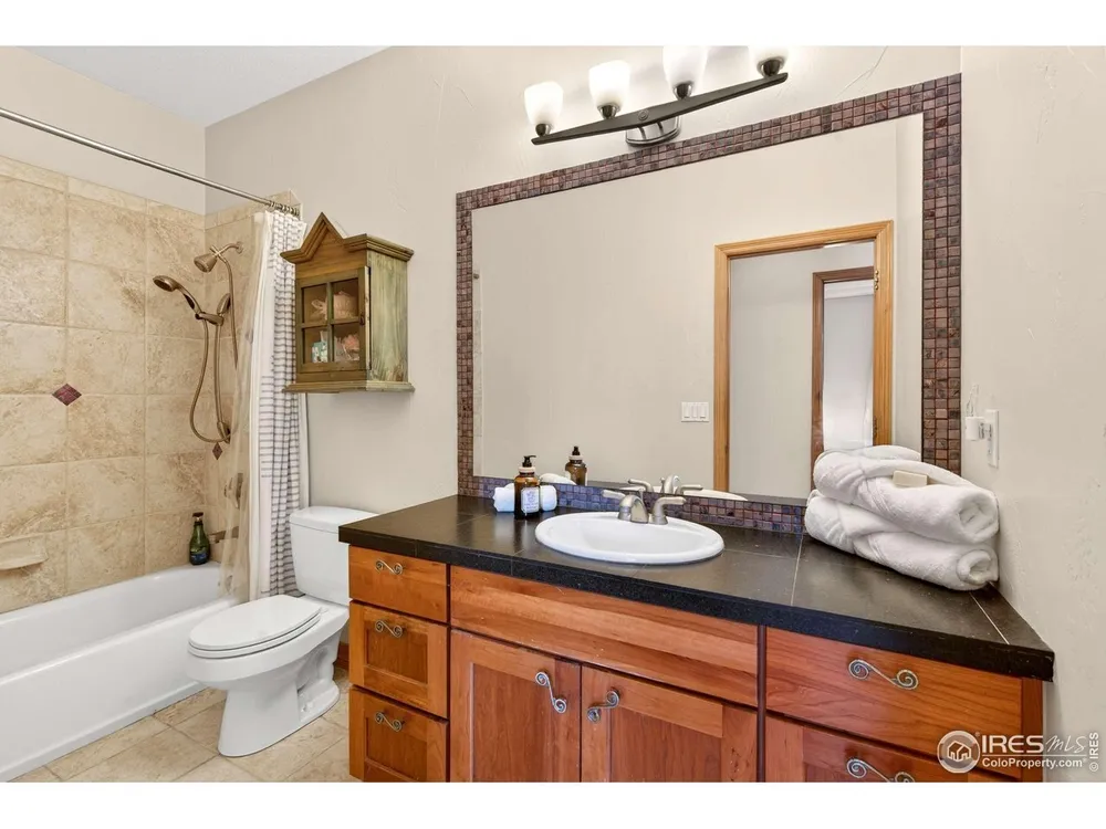 2018 Braeburn Ct, Longmont, CO 80503