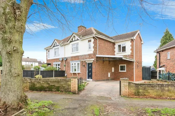 Dormer Avenue, Tamworth, Staffordshir...