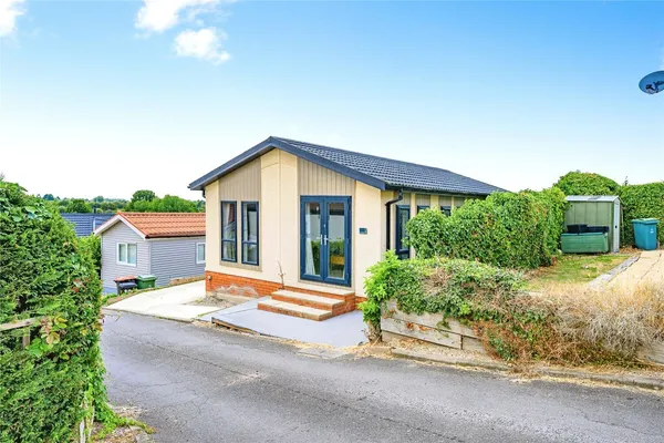 Brookfield Park, Castle Hill Road, To...