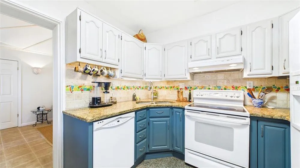 4319 S Cameron Ave, Tampa, FL 33611
