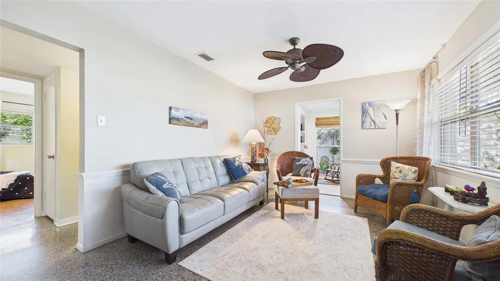 4319 S Cameron Ave, Tampa, FL 33611