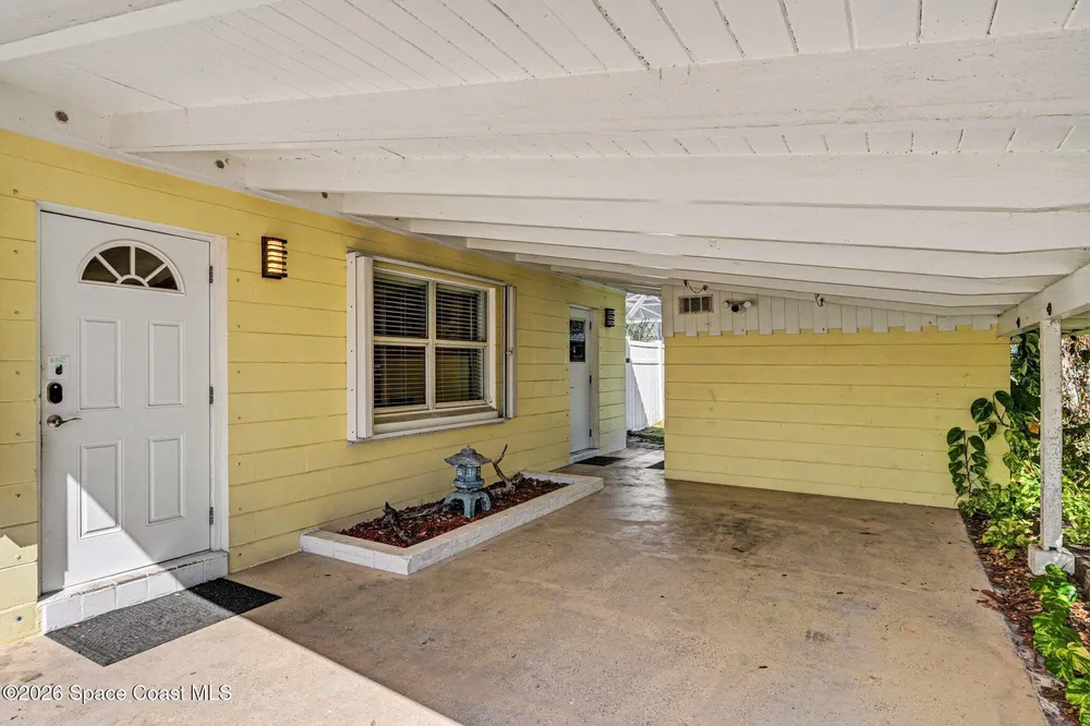 925 Samar Rd, Cocoa Beach, FL 32931