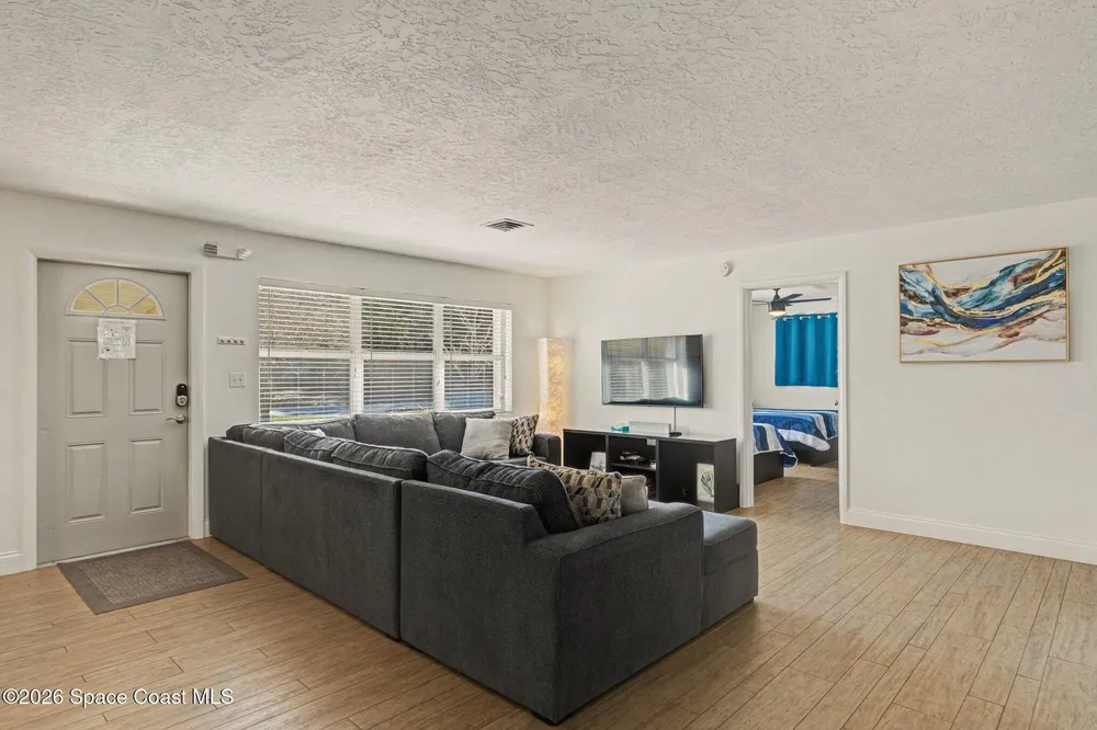 925 Samar Rd, Cocoa Beach, FL 32931