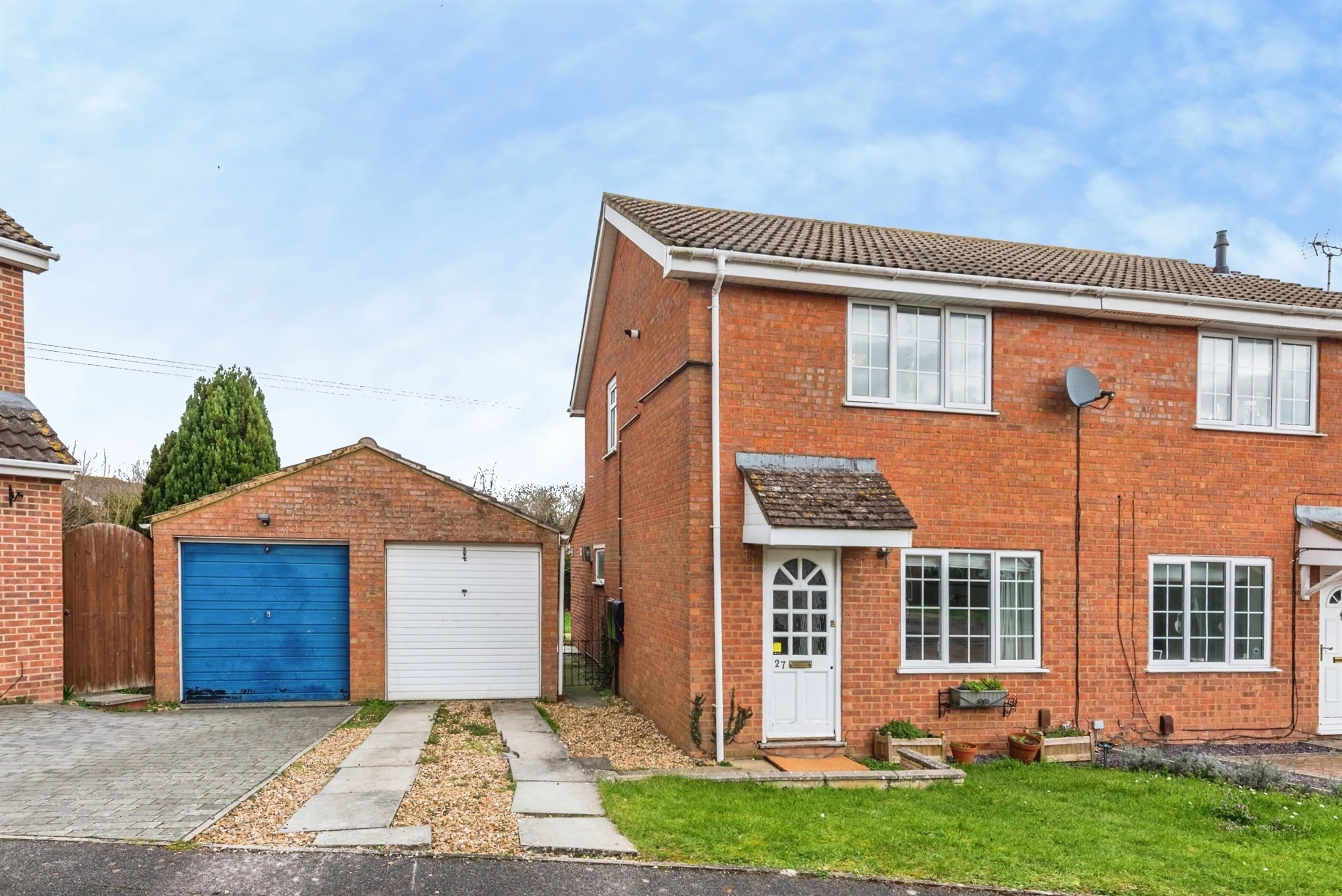 Property at Wynndale Close, SWINDON