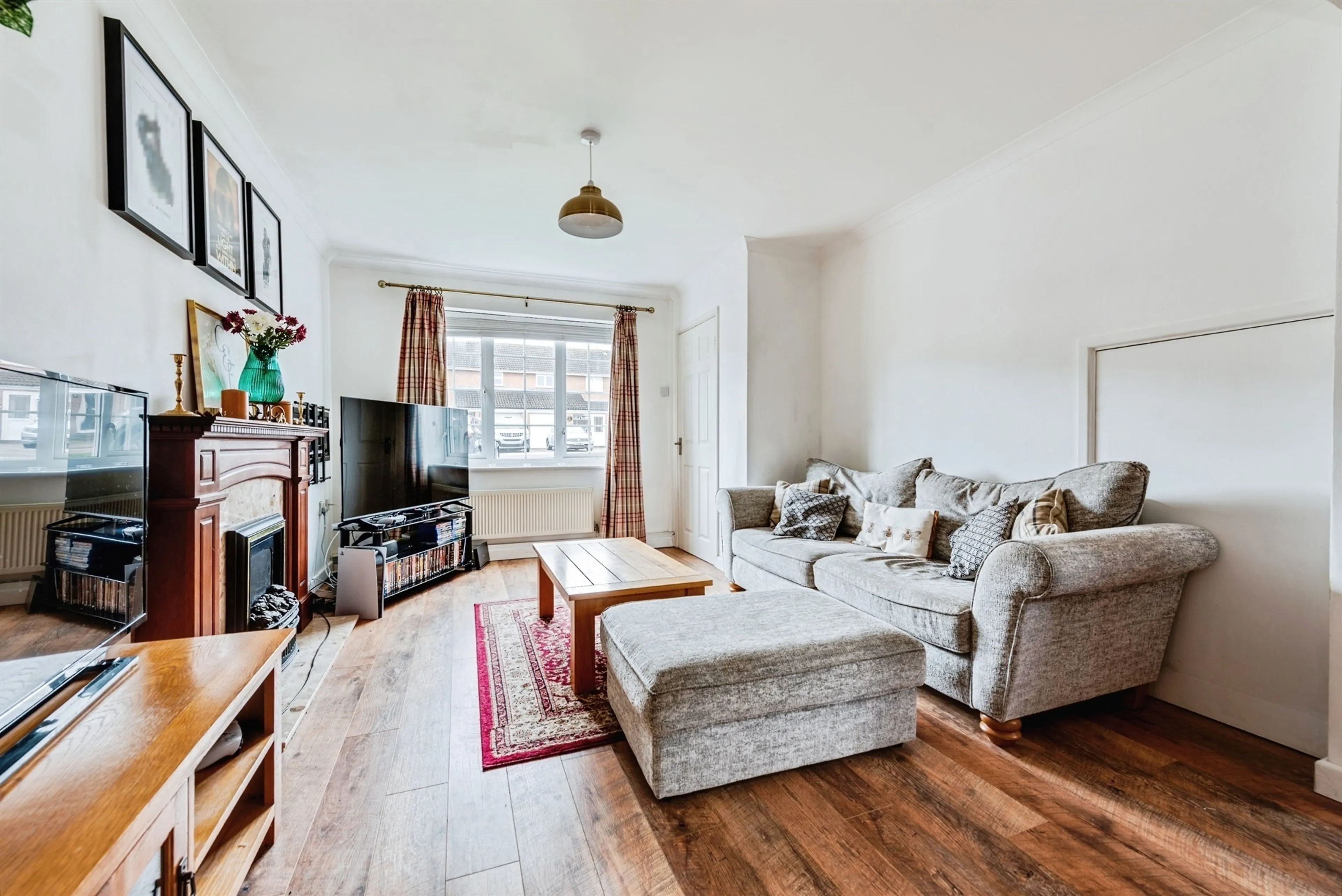 Property at Wynndale Close, SWINDON