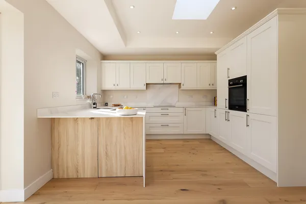 Redehall Road, Smallfield, Horley, Surrey, RH6