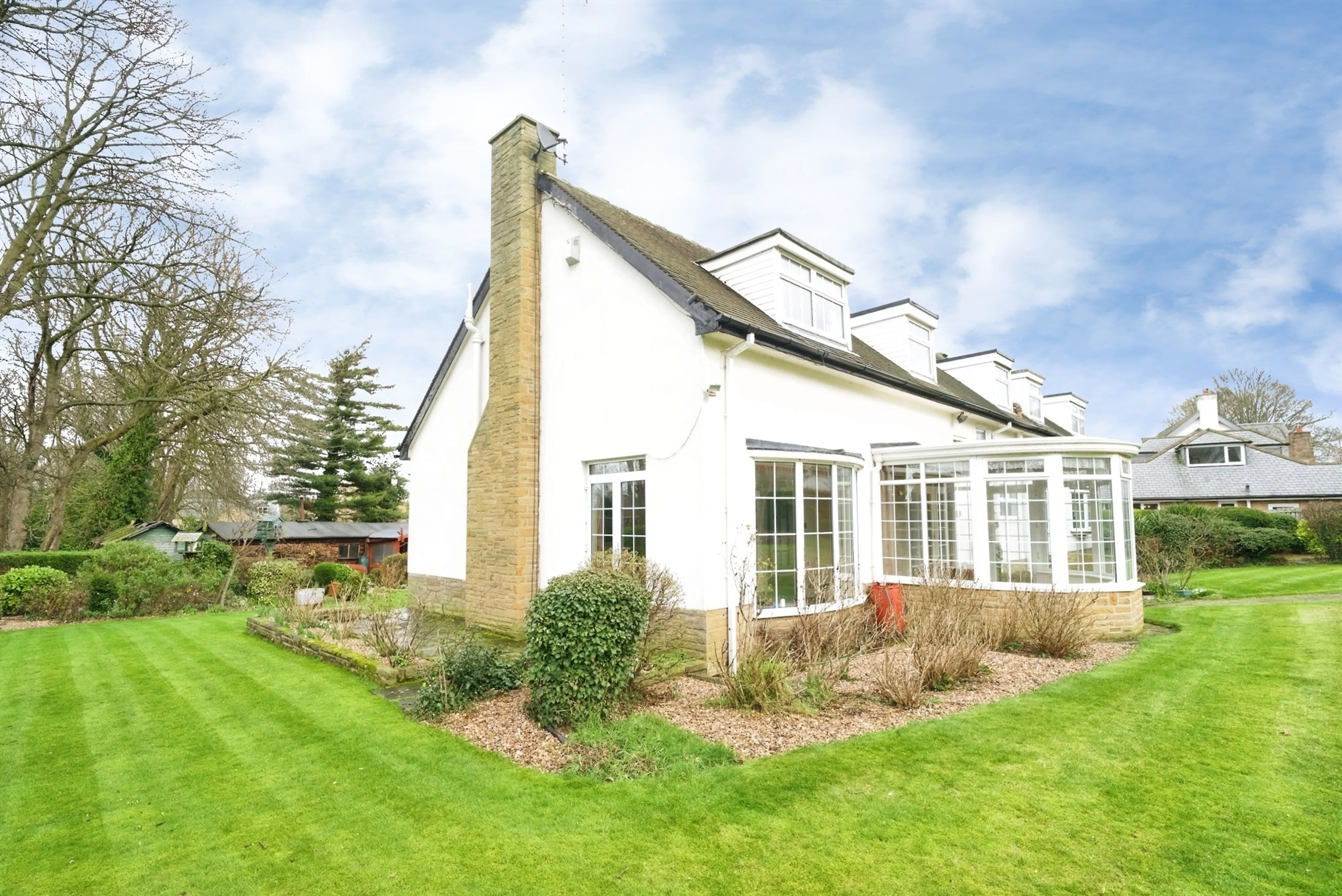 Property at Woodthorpe Park Drive, Wakefield