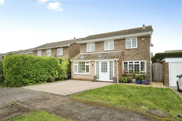 Island Close, HAYLING ISLAND, Hampshi...
