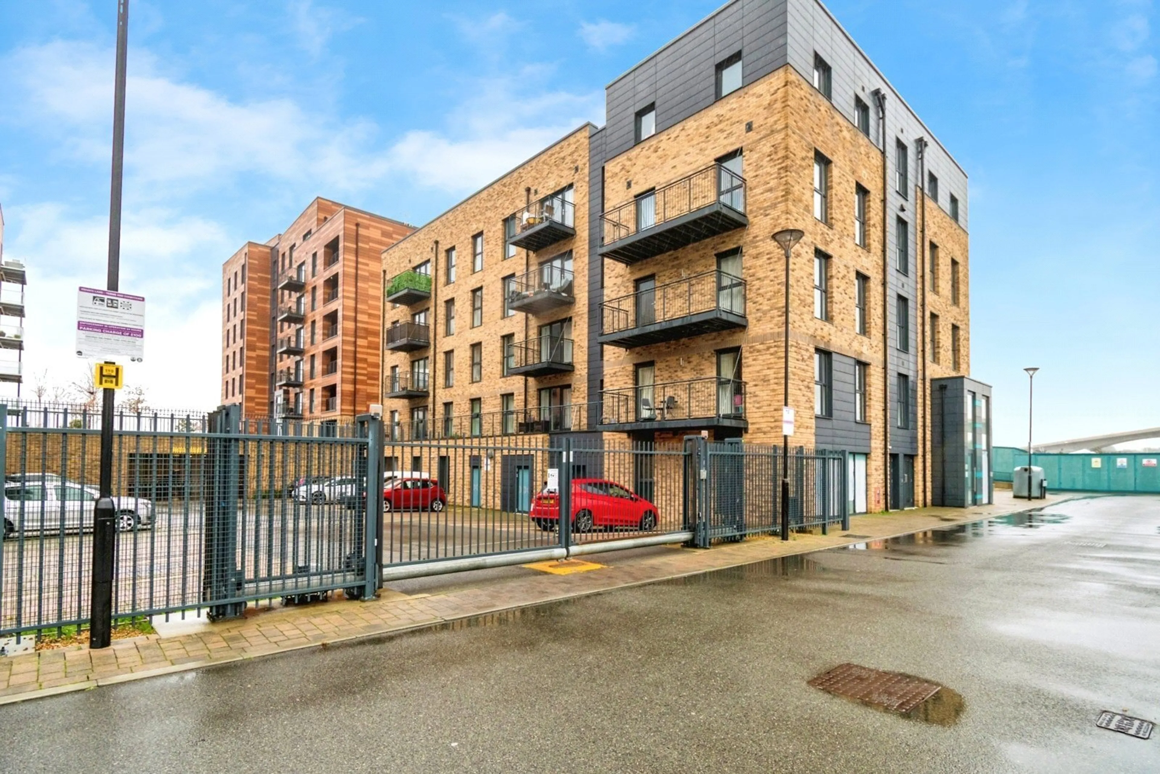 Property photo 0