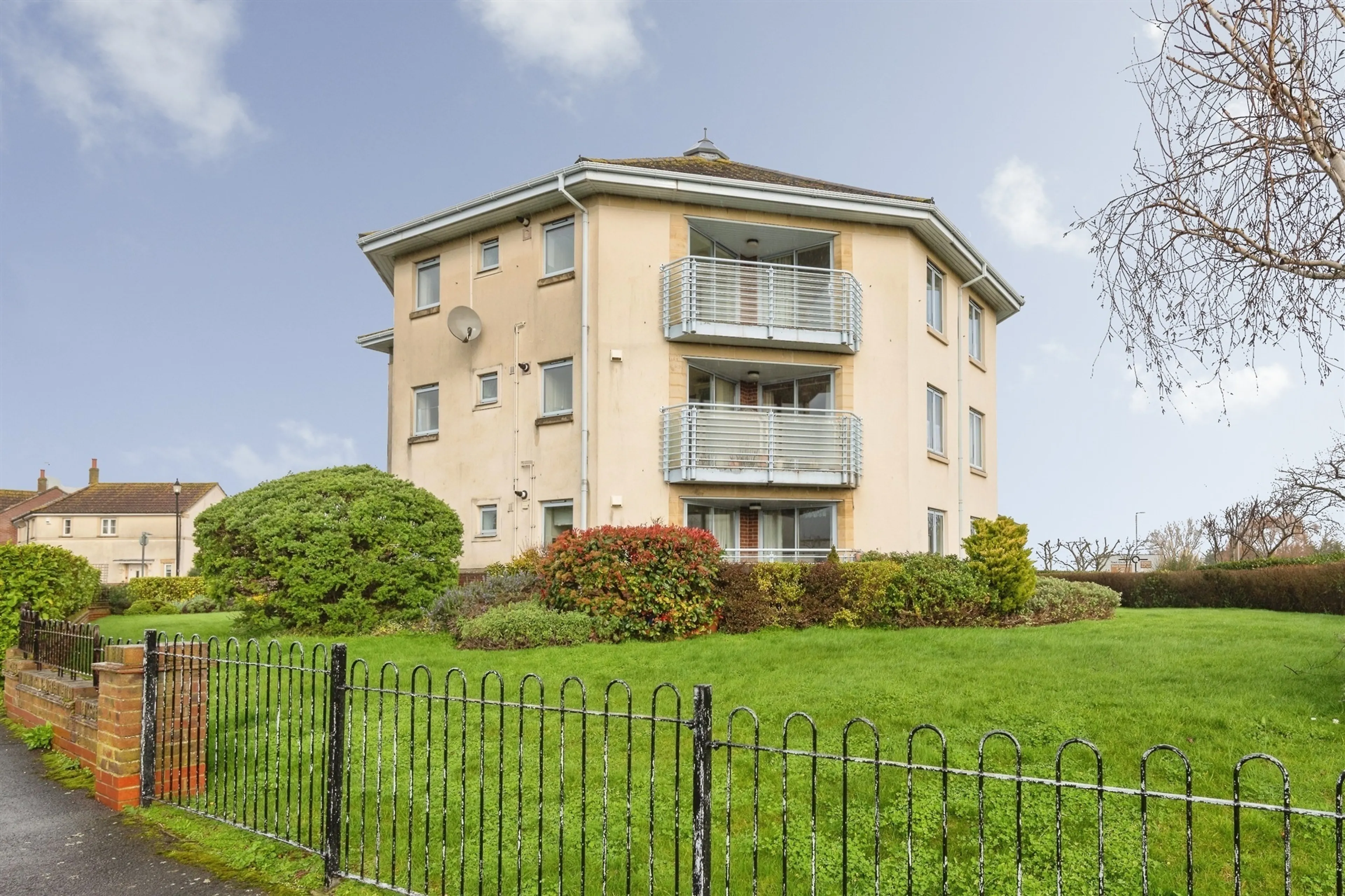 Property photo 0