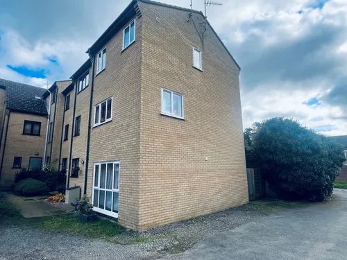7 Chapel Street, Cambs, Marchphoto