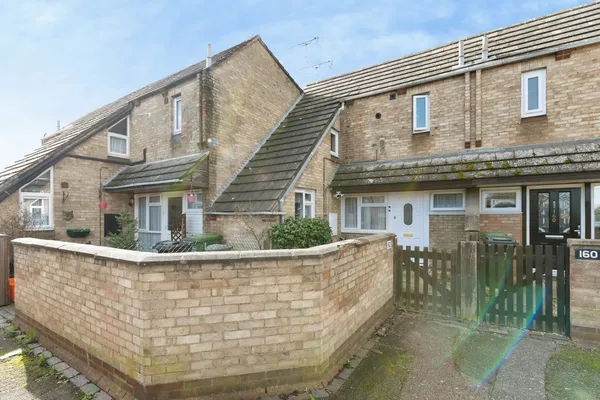 Wickford Mews, Wickford Avenue, Basil..., Basildon