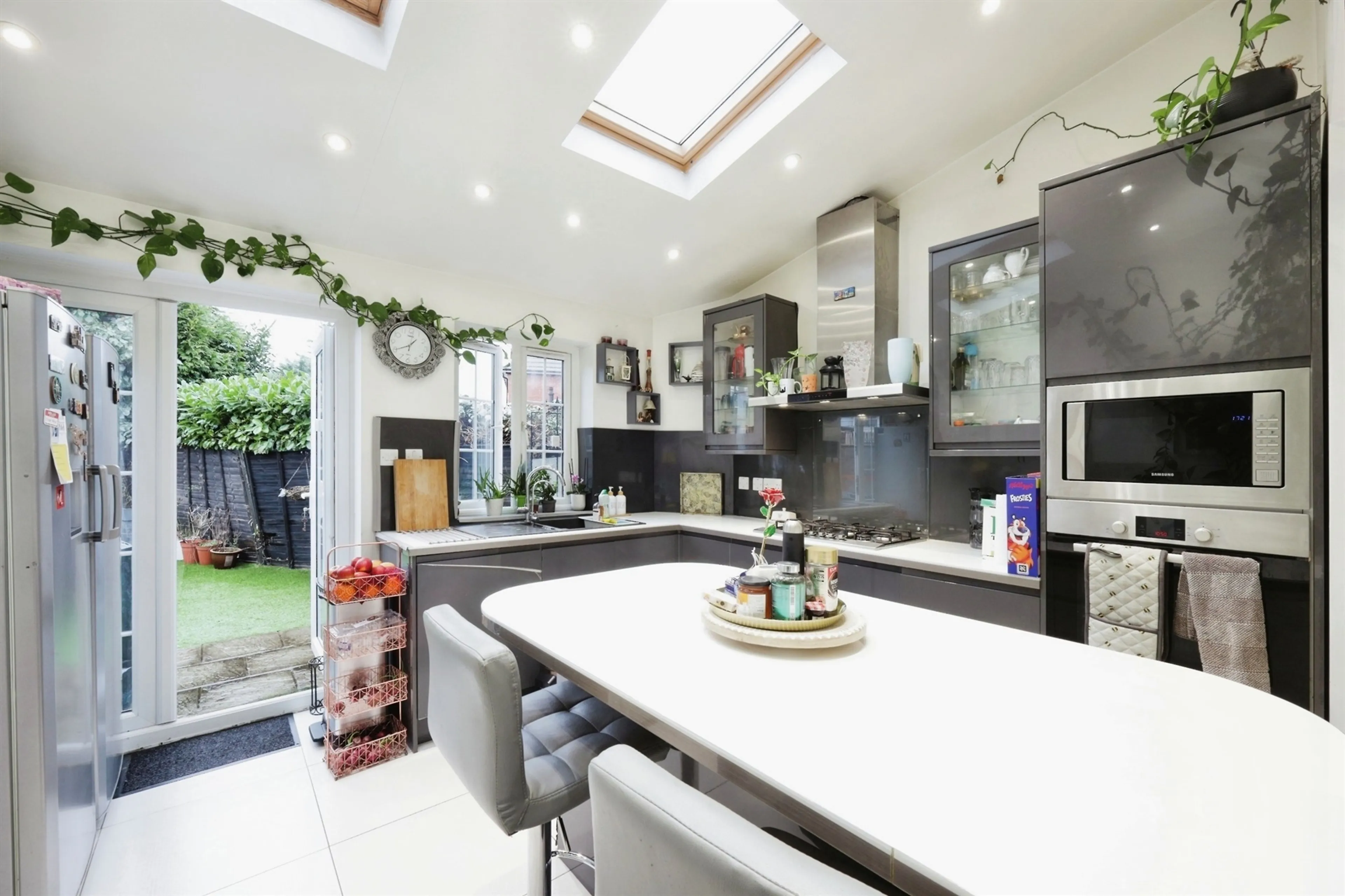 Property at Tolpits Lane, Watford