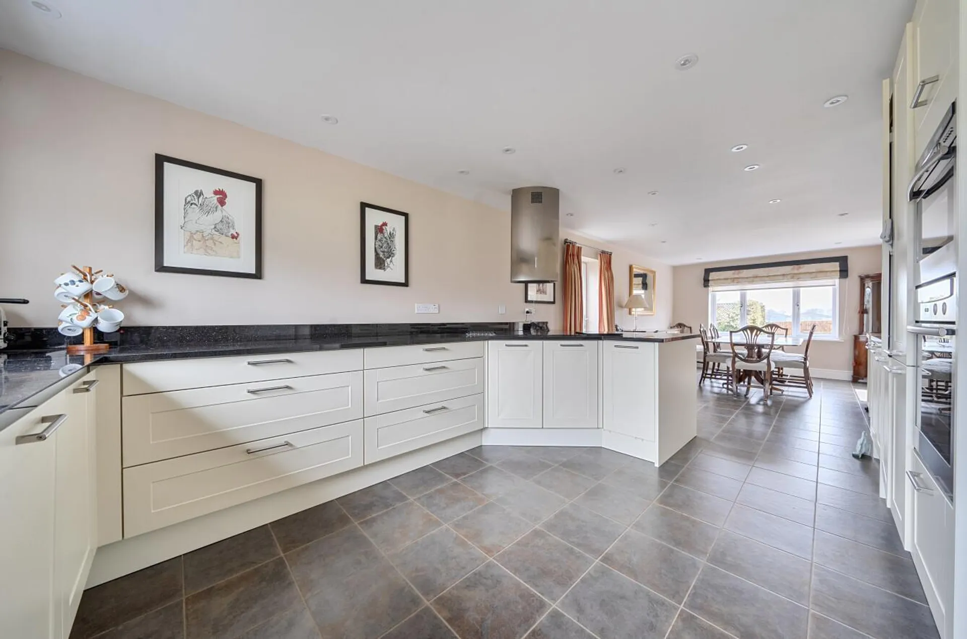 Property photo top 1