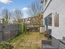 Blenheim Crescent, South Croydon thumb 3