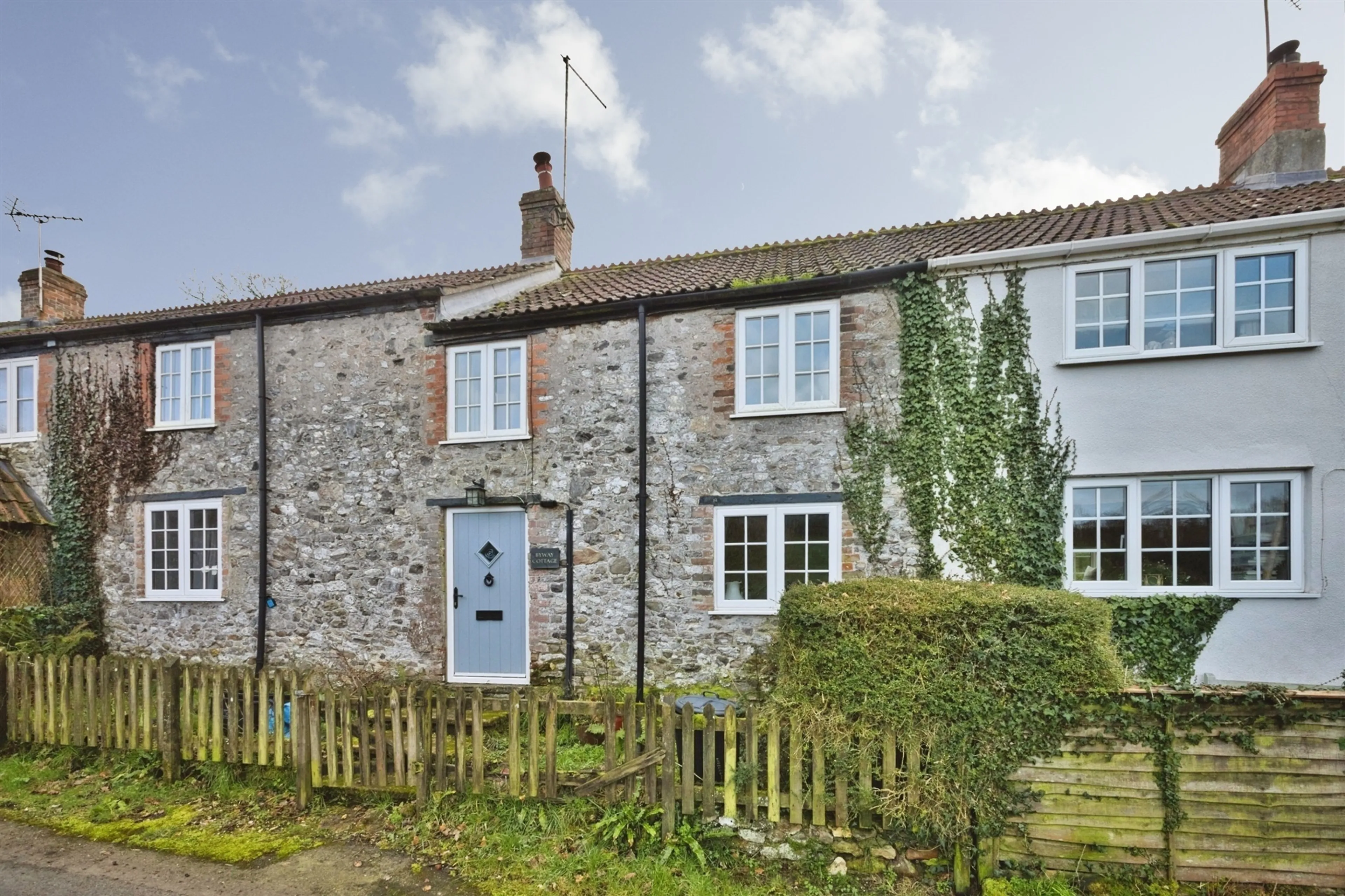 Property photo 0
