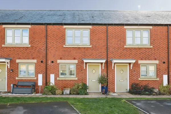 Kestrel Way, Moreton-in-Marsh, Glouce...