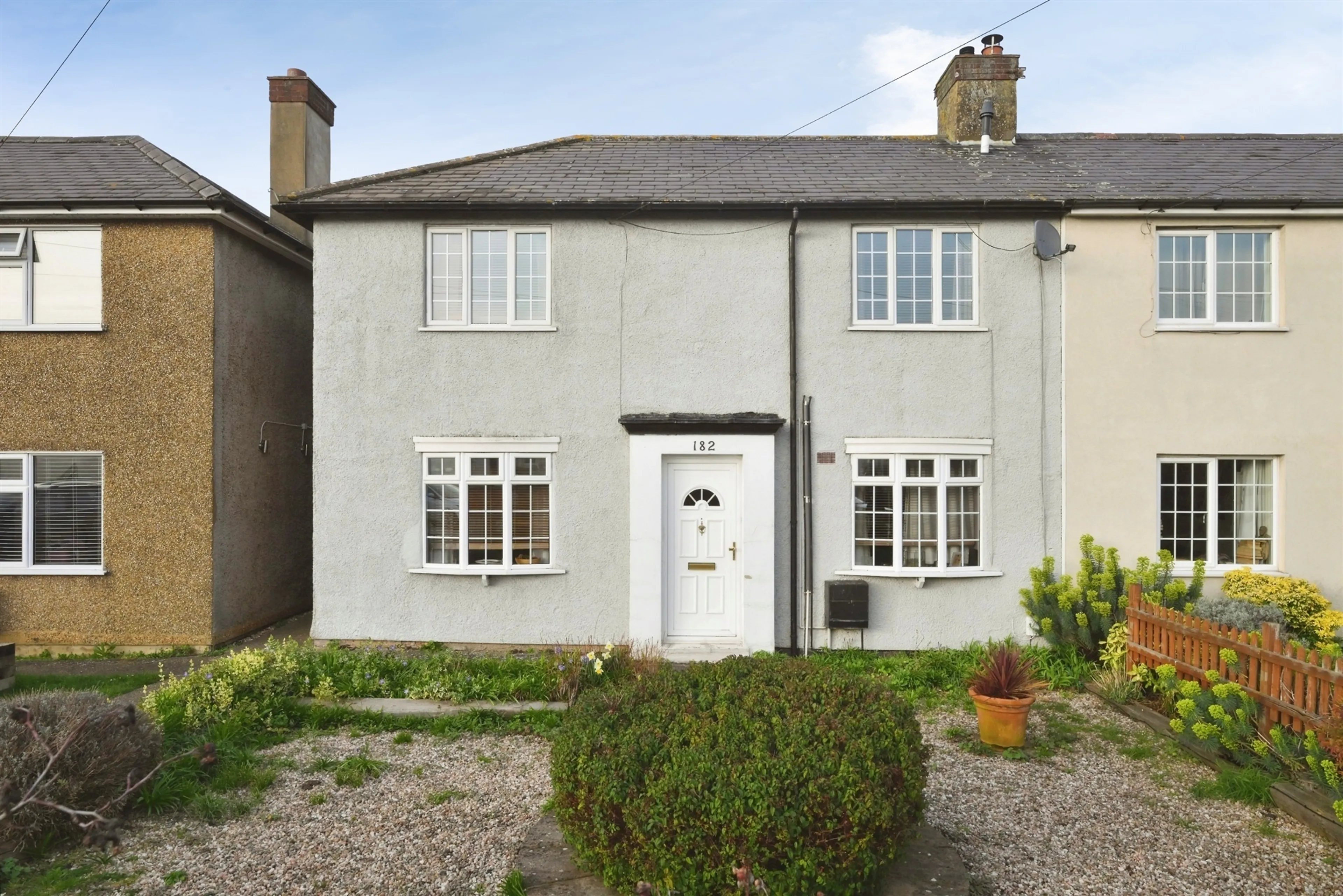 Property at Rye Road, Hoddesdon