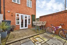 Compton Close, Glastonbury