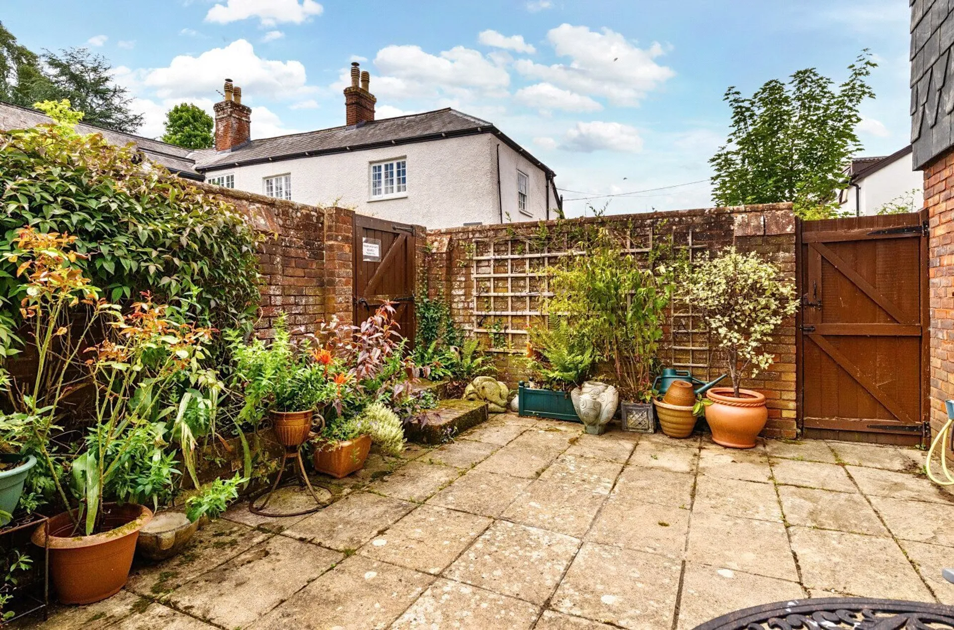 Property photo top 2
