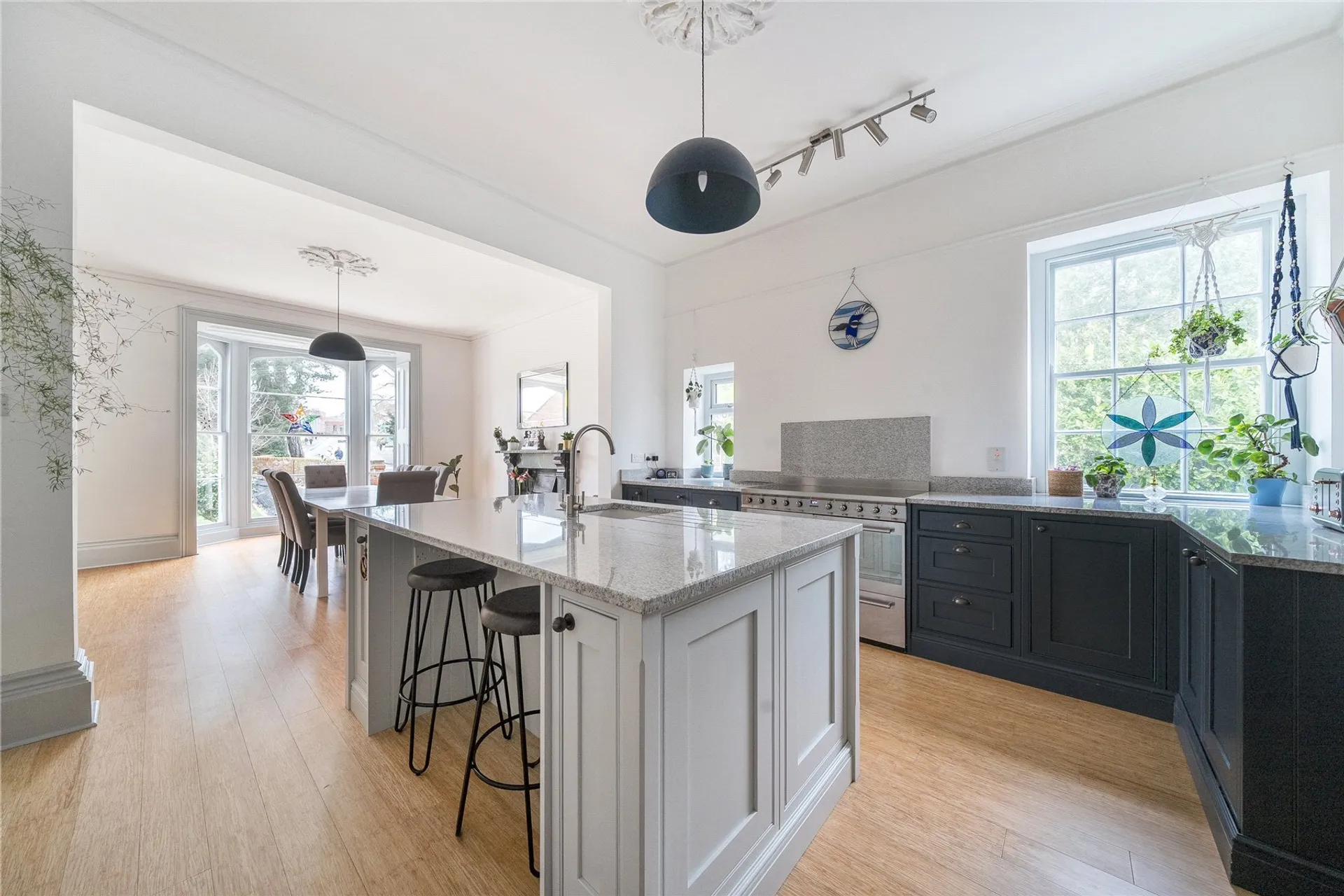Property photo top 1