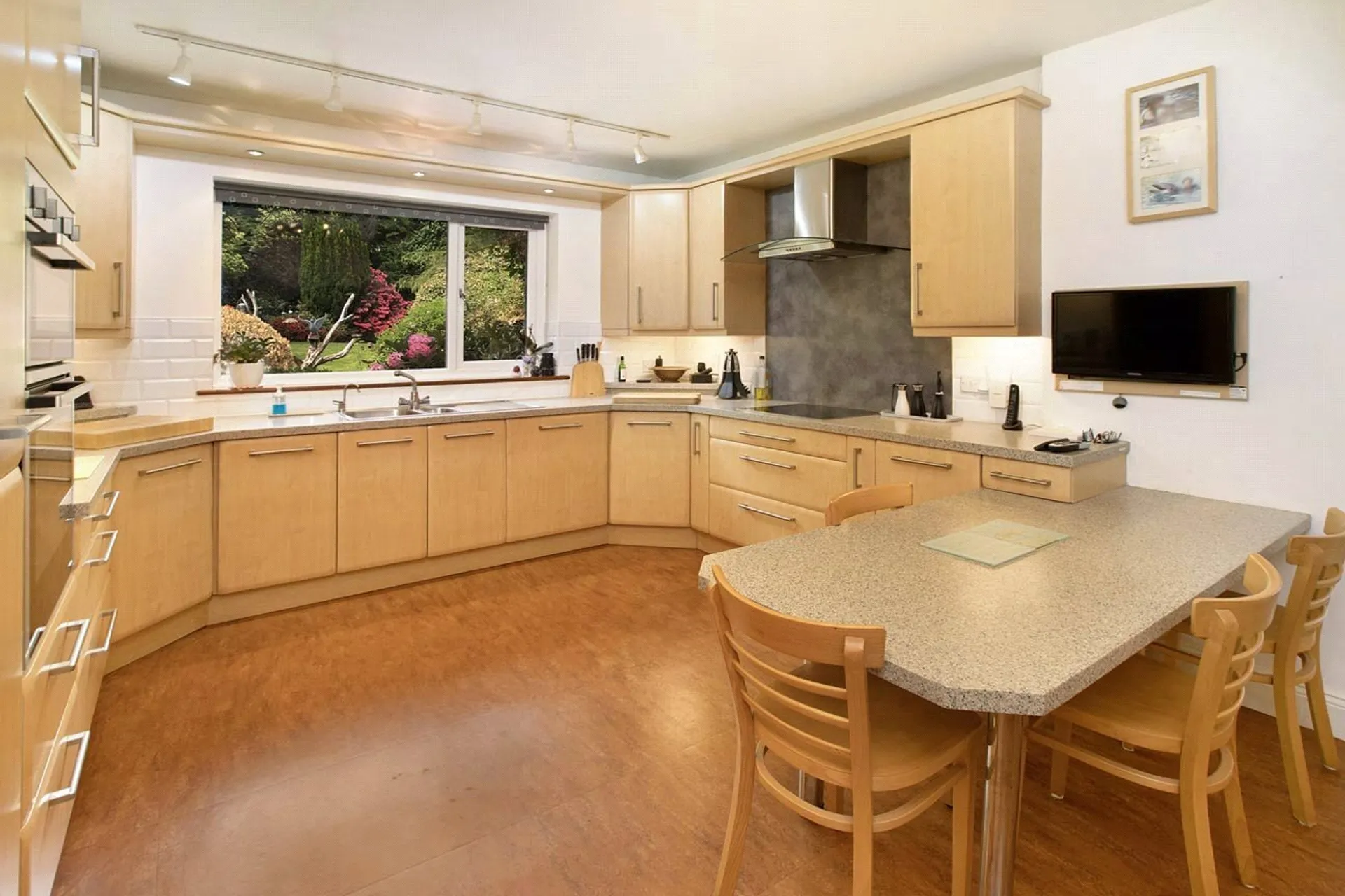 Property photo top 3