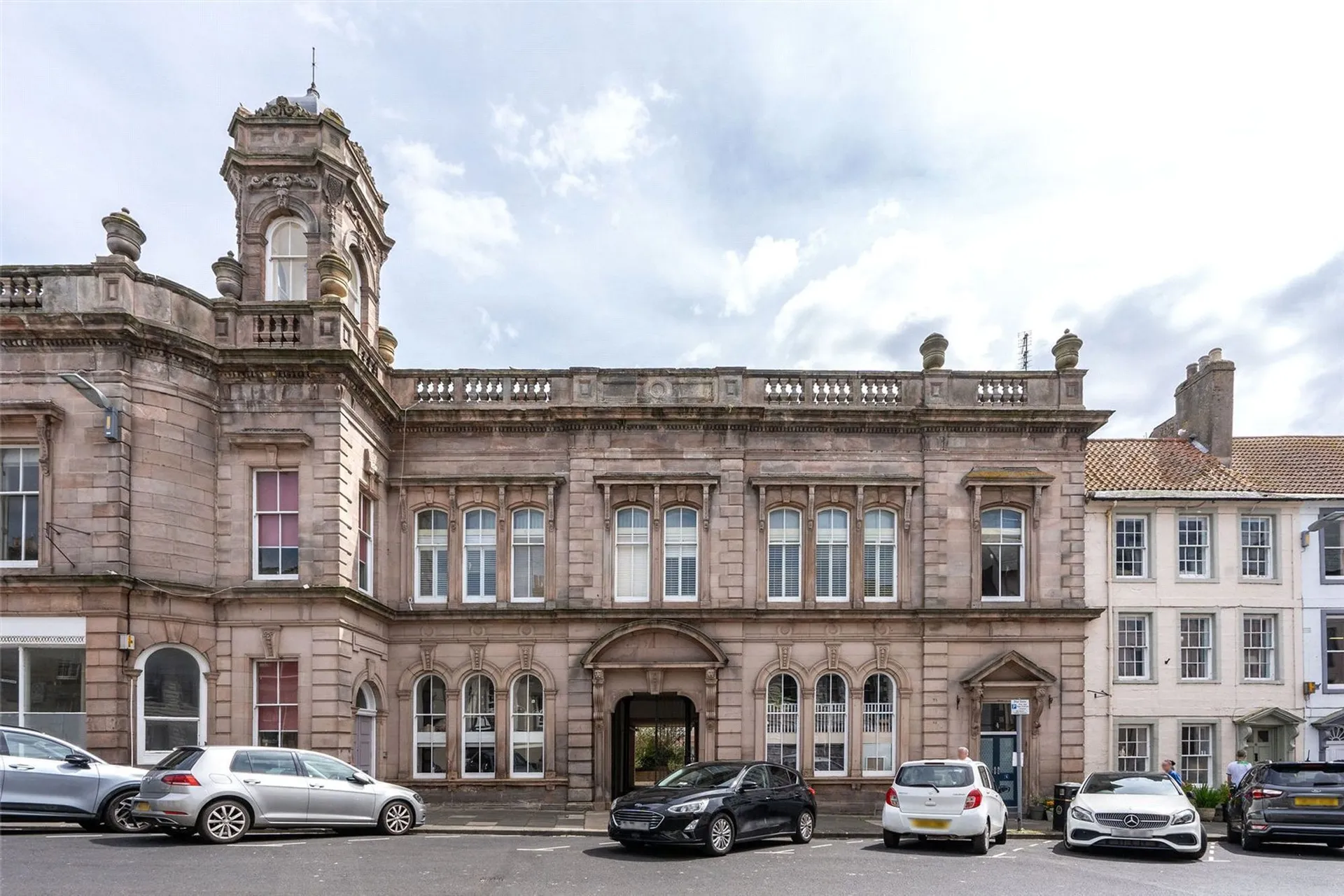 Property photo top 0