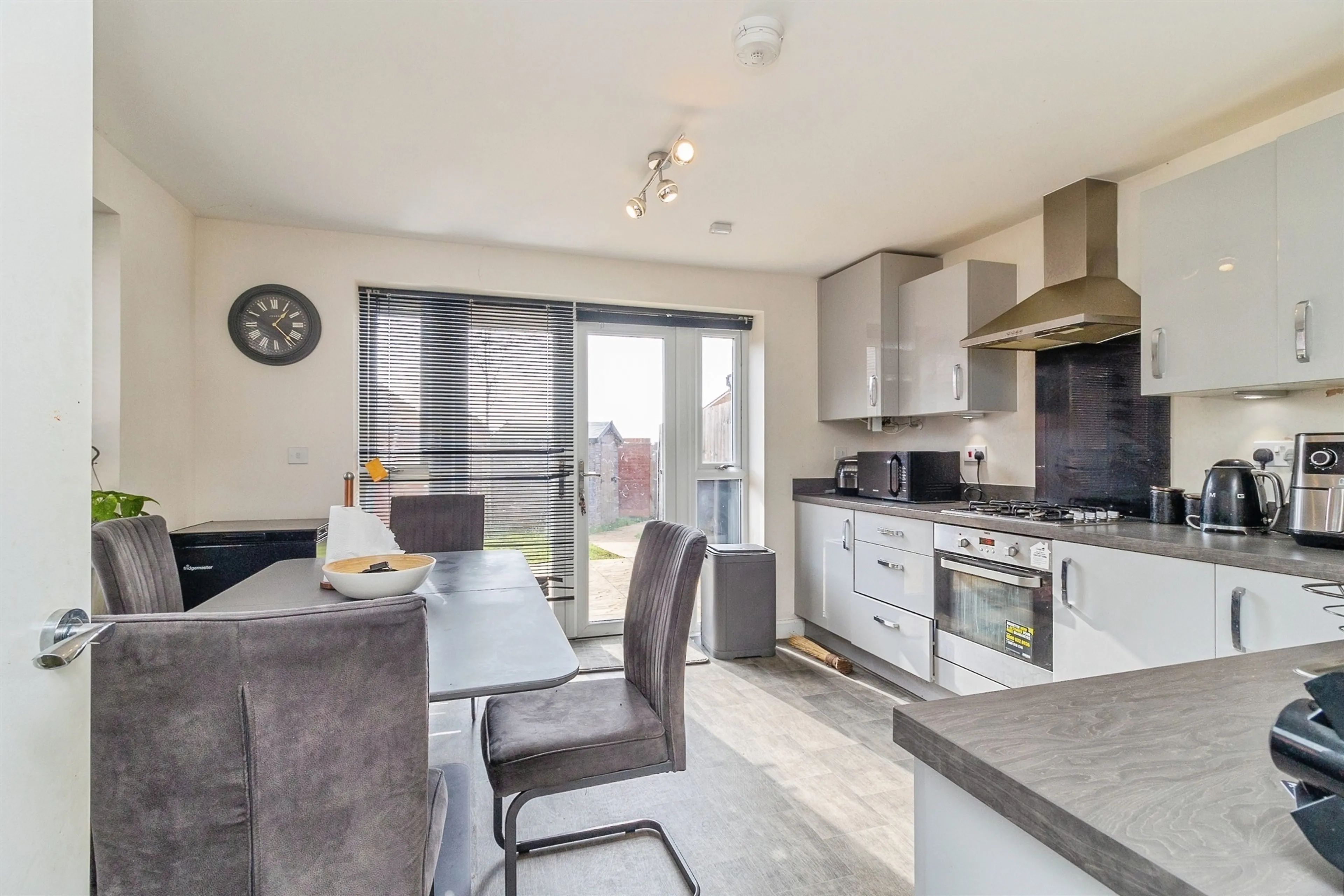 Property at Diana Way, Fairfields, Milton Keynes
