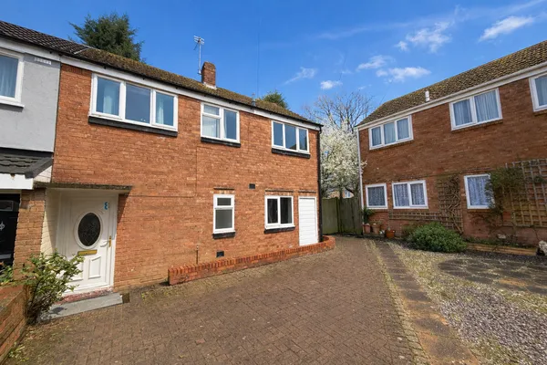 Pipers Croft, Lichfield, WS13 7JE