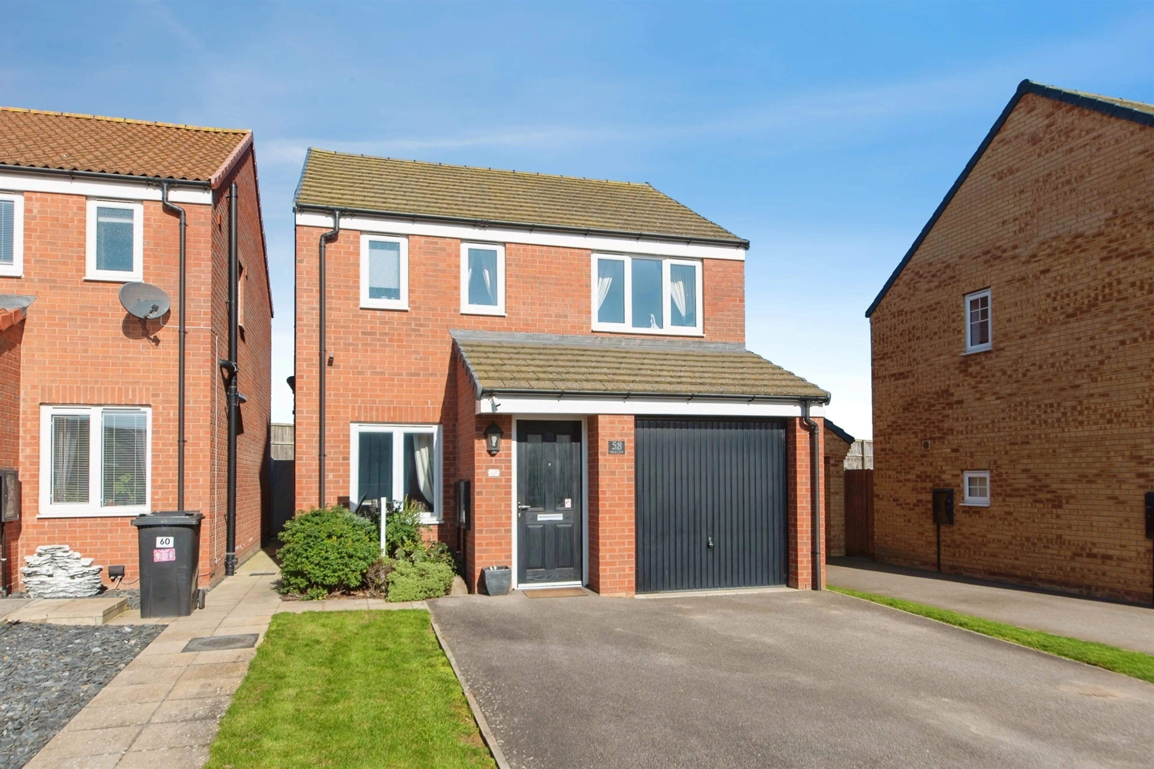 Property at Snow Close, Holdingham, Sleaford