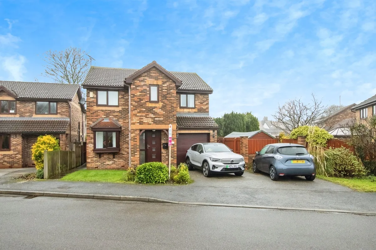 Silkstone Close, Tankersley, Barnsley