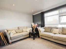 Waveney Drive, CHELMSFORD thumb 3