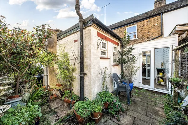 Faversham Road, Beckenham, BR3