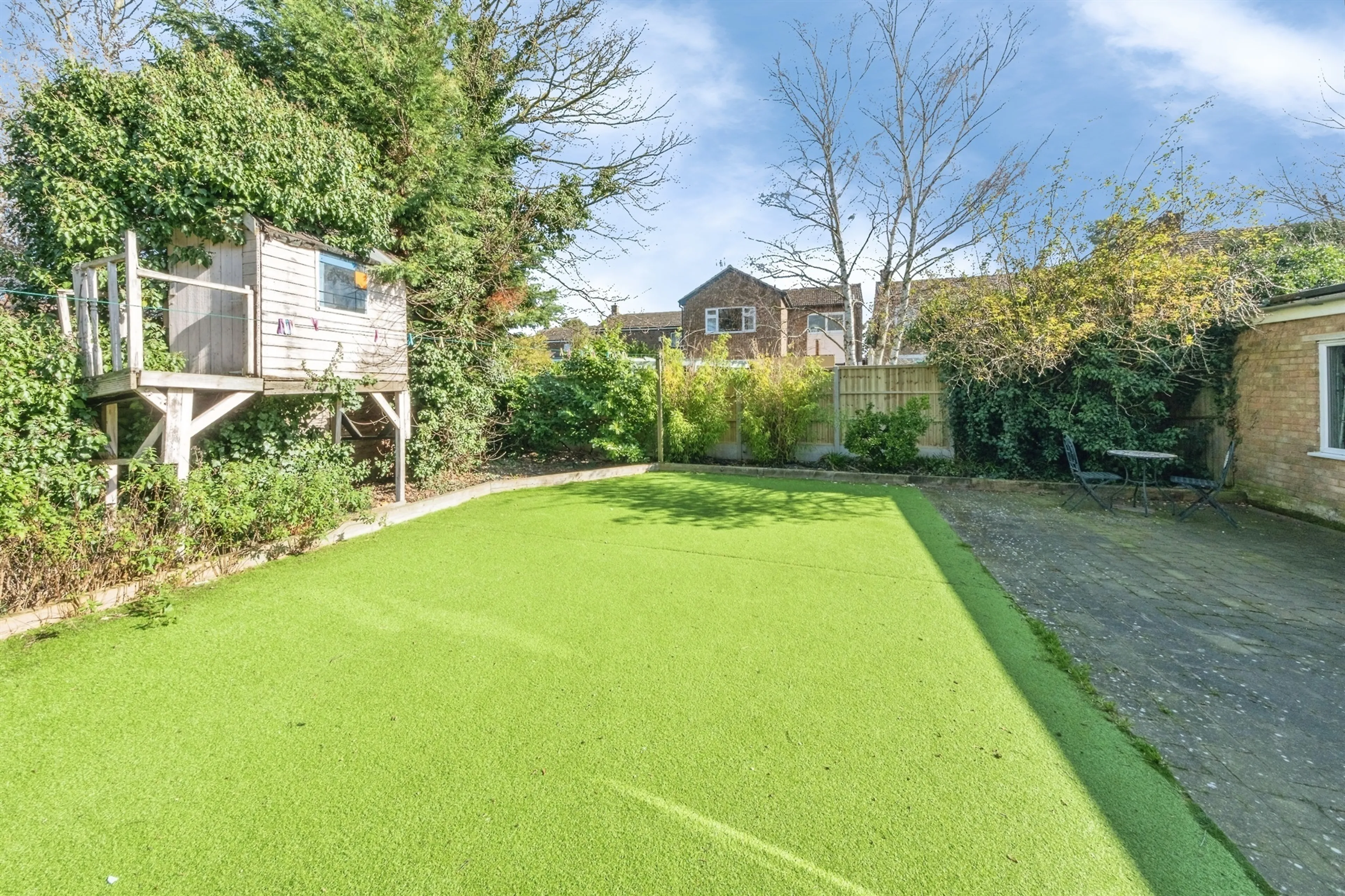 Property at Dove Close, Newport Pagnell