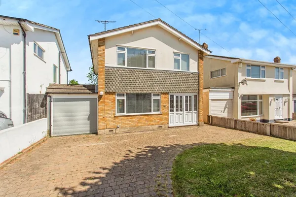 Ashurst Avenue, Southend-on-Sea, Esse..., Essex