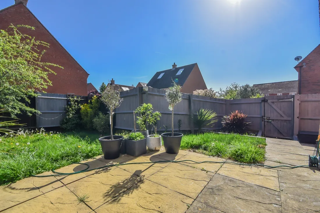 Property photo 8