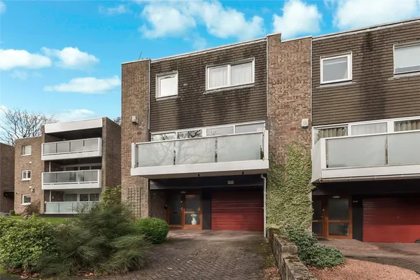 Canniesburn Road, Bearsden, Glasgow, ...
