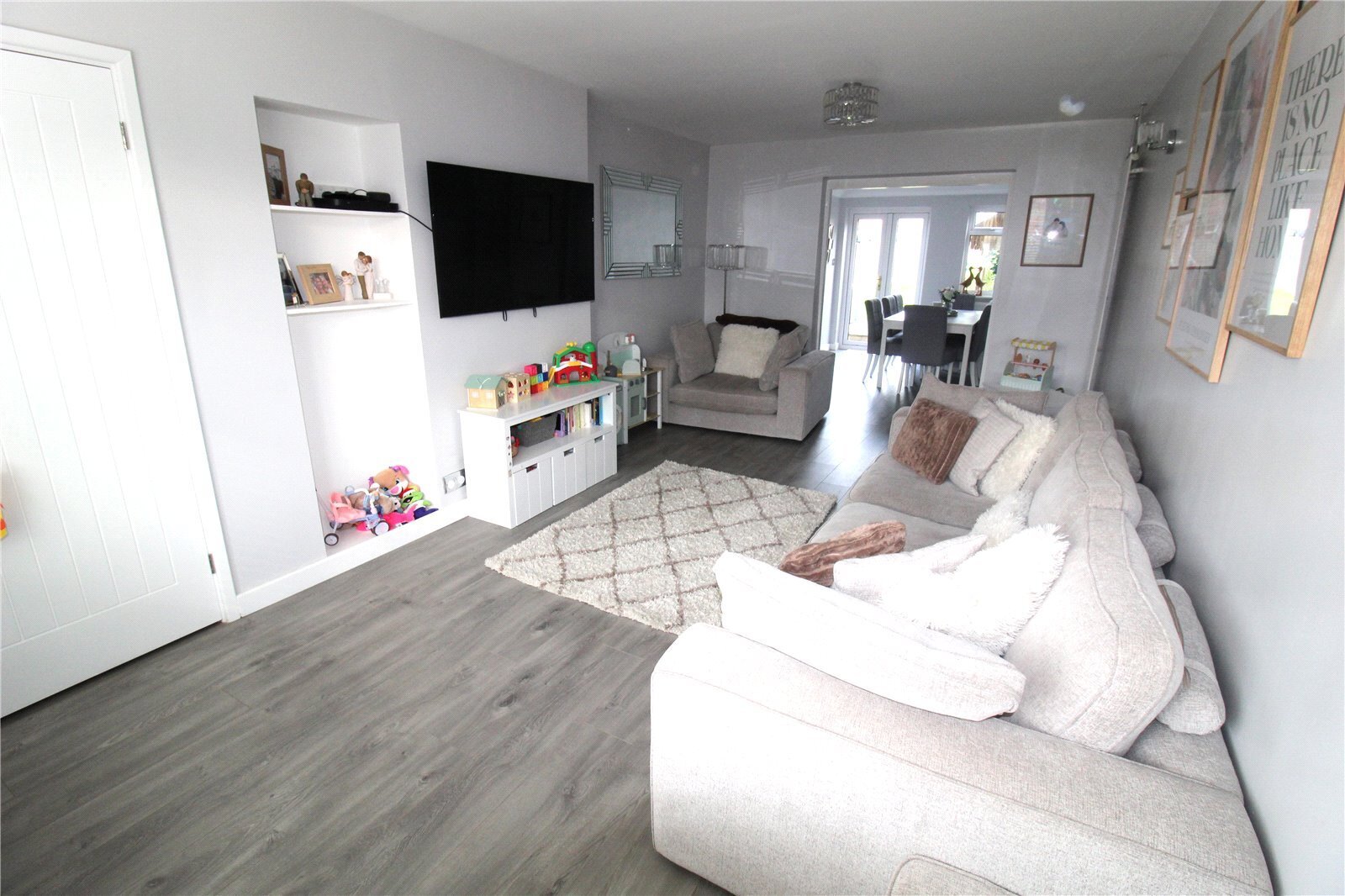 Eastwoodbury Crescent, Southend-on-Sea, Essex, SS2 Image 2