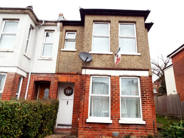 Wilton Avenue, Polygon