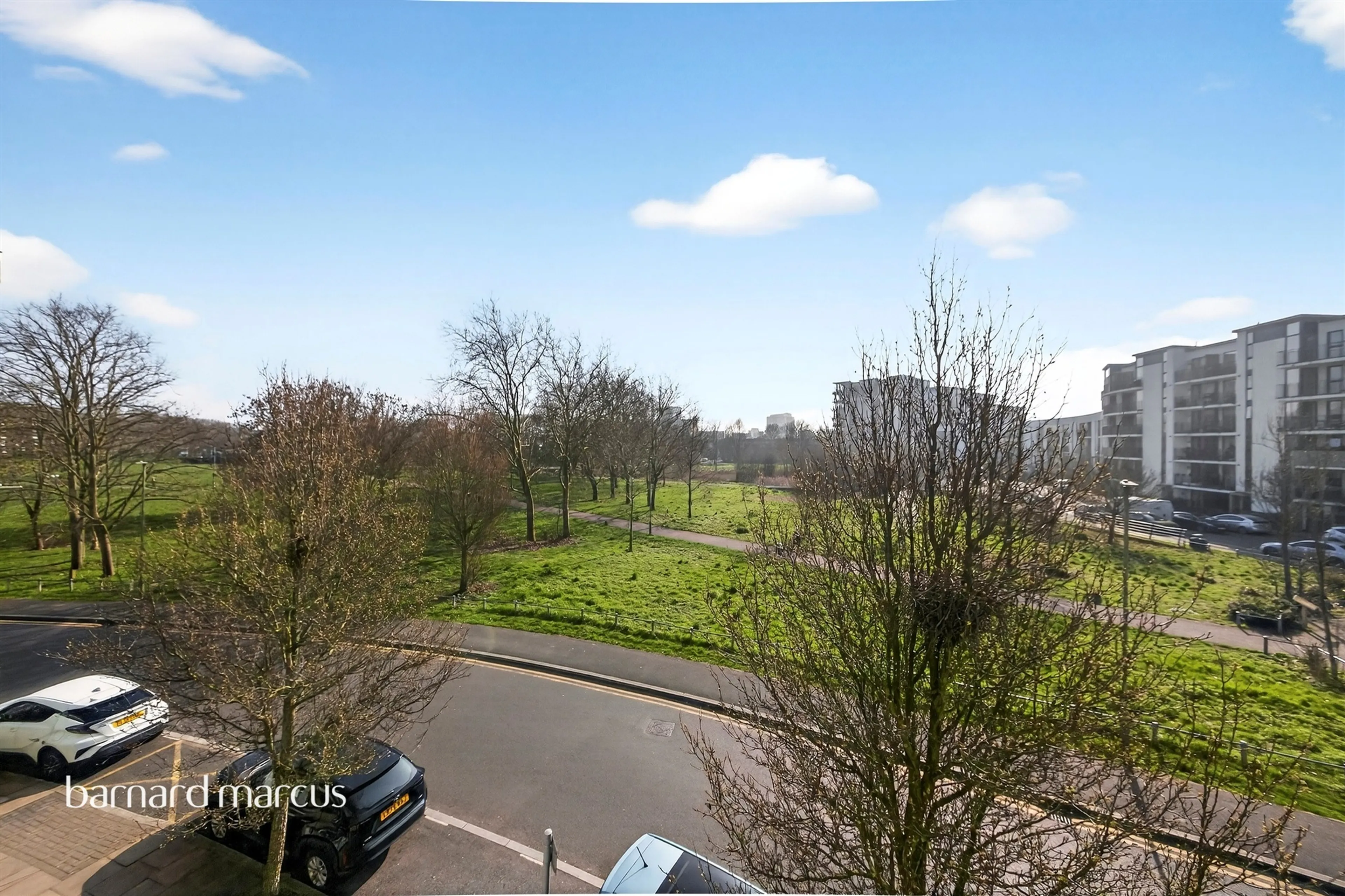 Property at Heybourne Crescent, London