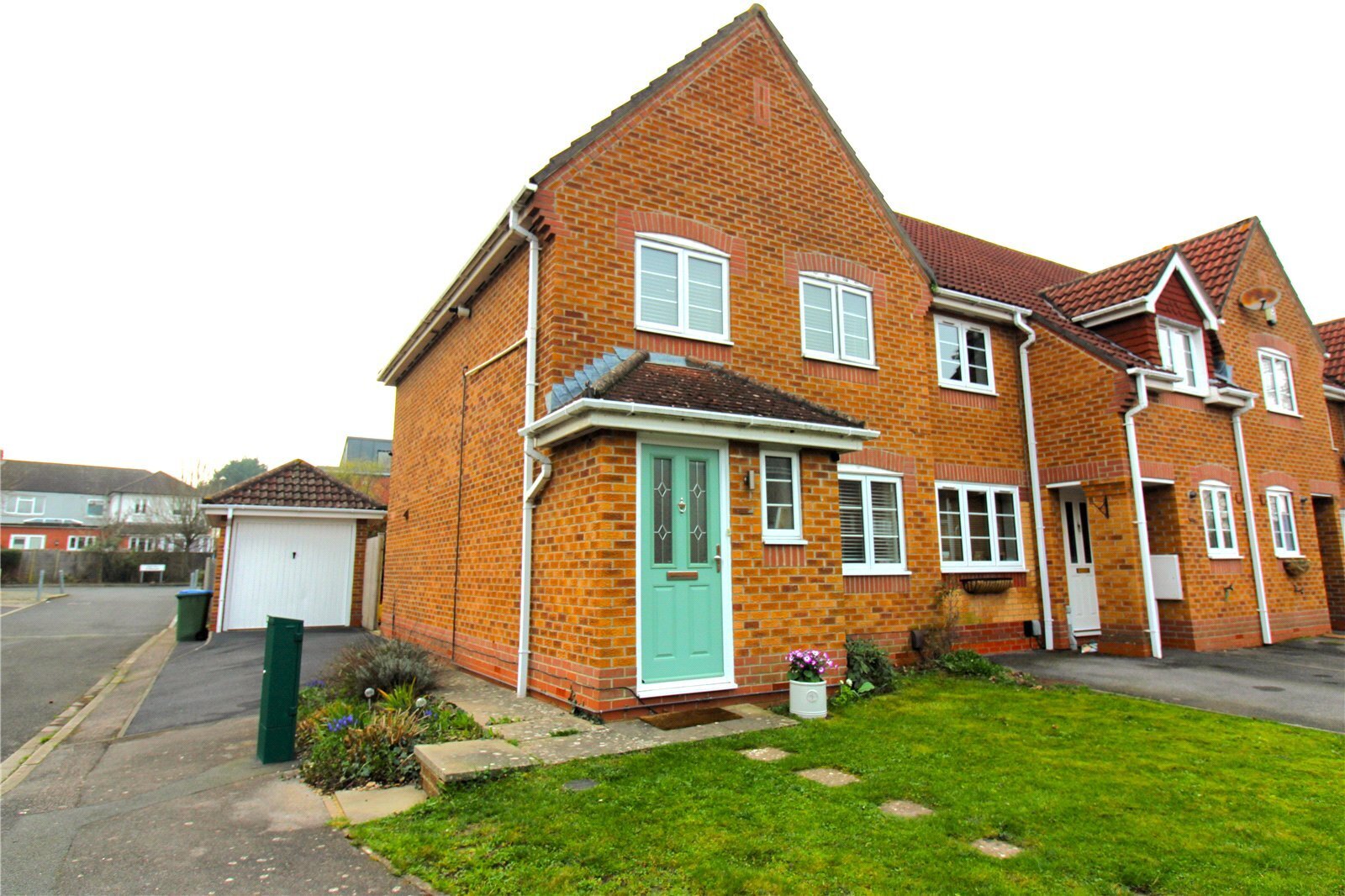 Watersmeet, Fareham, Hampshire, PO16 Image 1