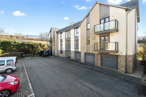 Jubilee Drive, Redruth, Cornwall, TR15