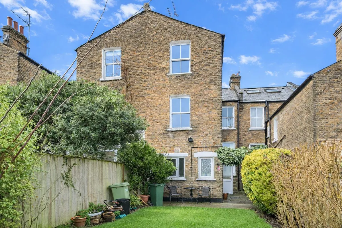 Plympton Avenue, London NW6