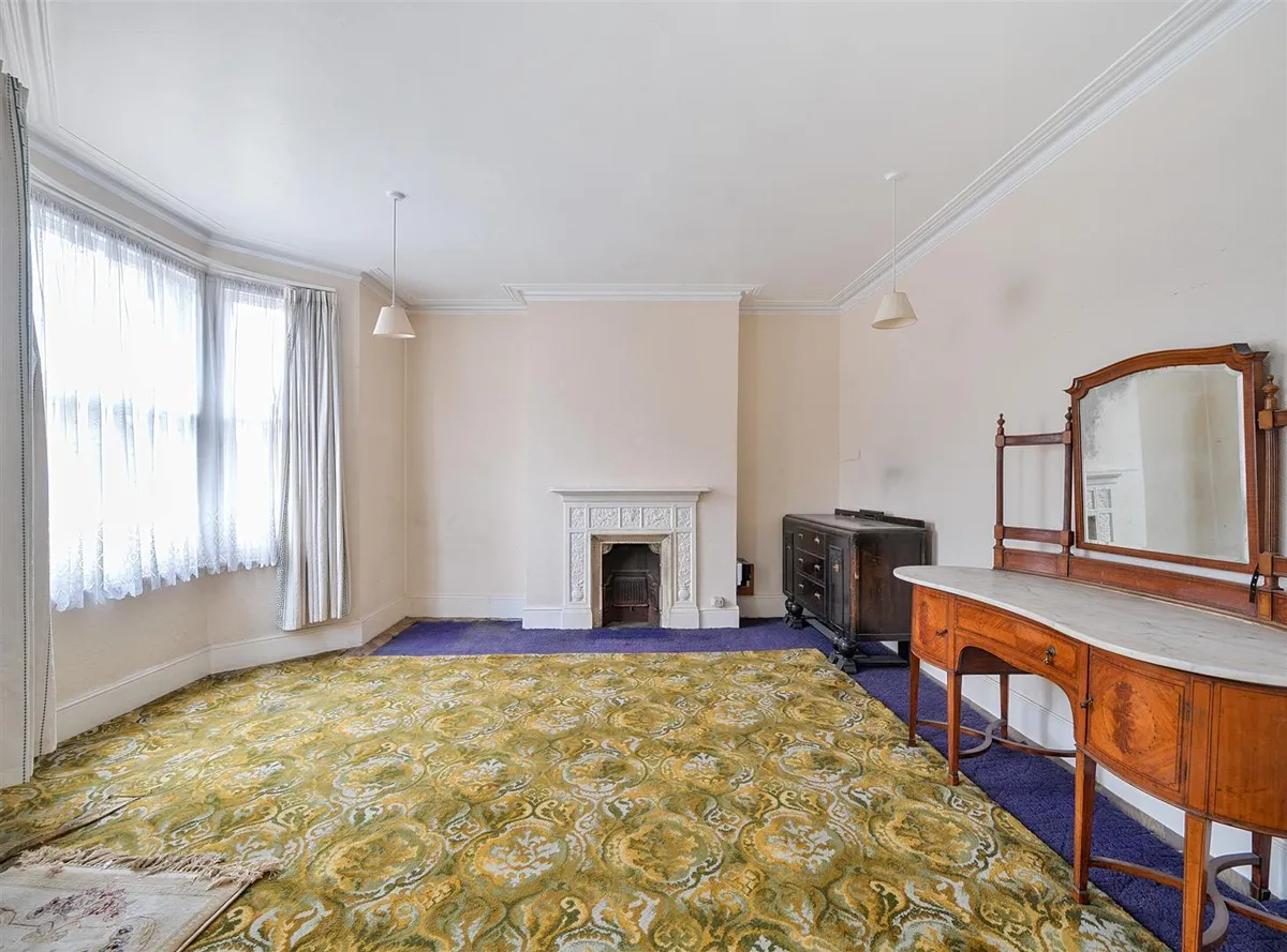 Plympton Avenue, London NW6