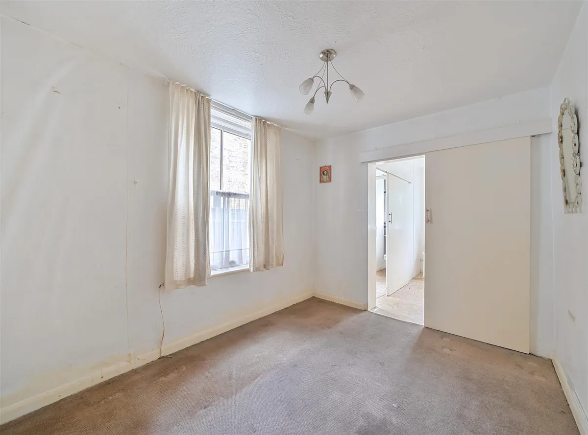 Plympton Avenue, London NW6