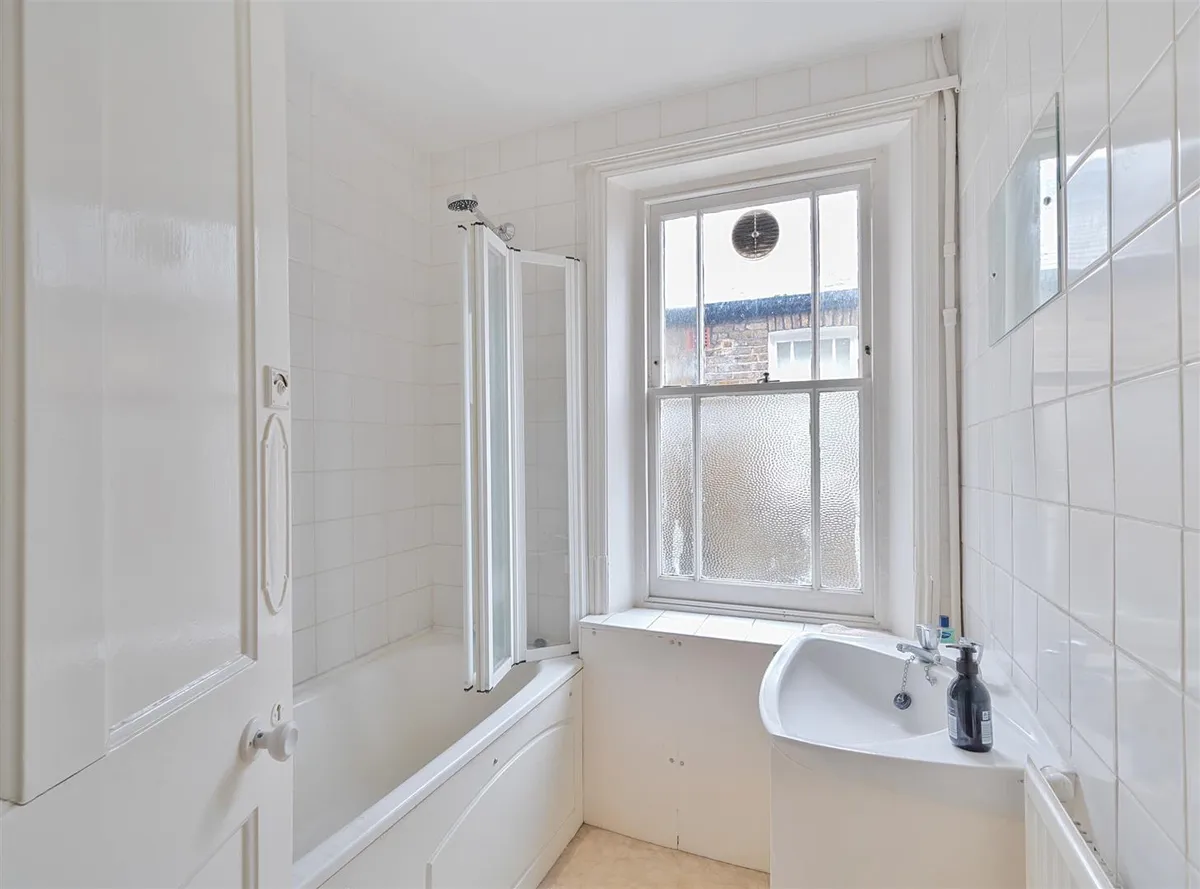Plympton Avenue, London NW6